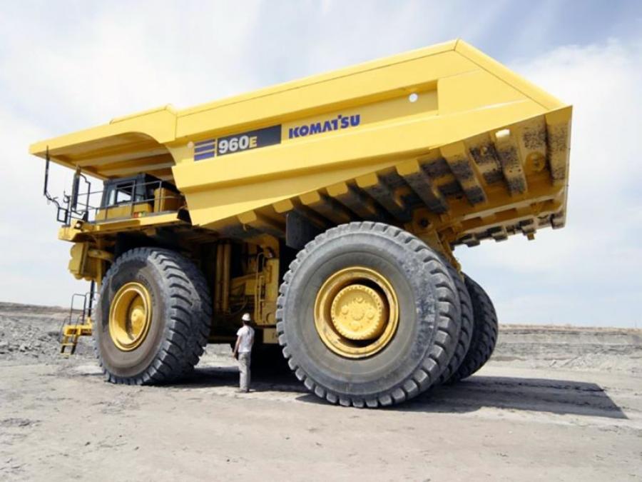  Komatsu 960E 2008 года  (фото 2 из 6)
